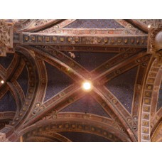 Ceiling of Siena Cathedral, light in the middle of a cross